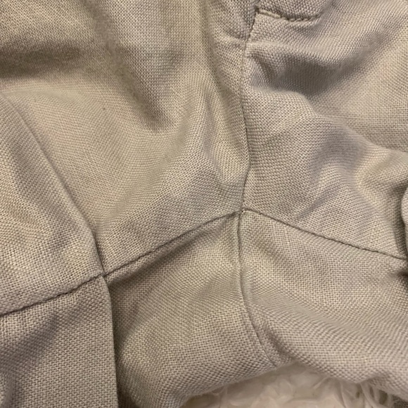 Gap shorts- linen/cotton blend -size 4 - Picture 8 of 8